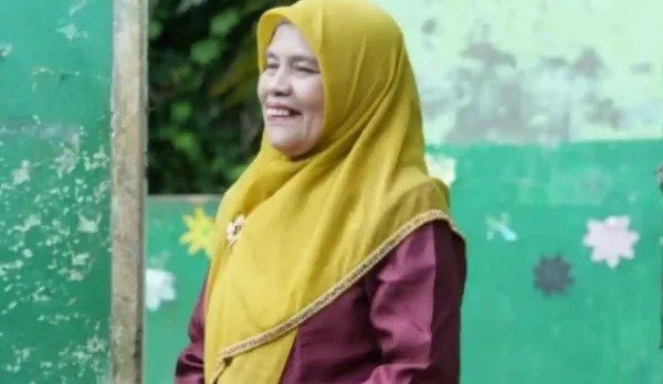 Nur Ali dan Makna Keikhlasan dalam Pendidikan Ketika Tanah Menjadi Amal, dan Sekolah Menjadi Harapan